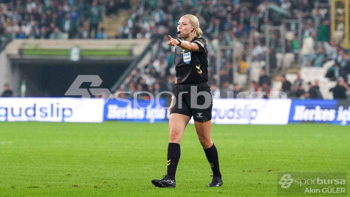 BURSASPOR - PENDİKSPOR MAÇI FOTOĞRAFLARI