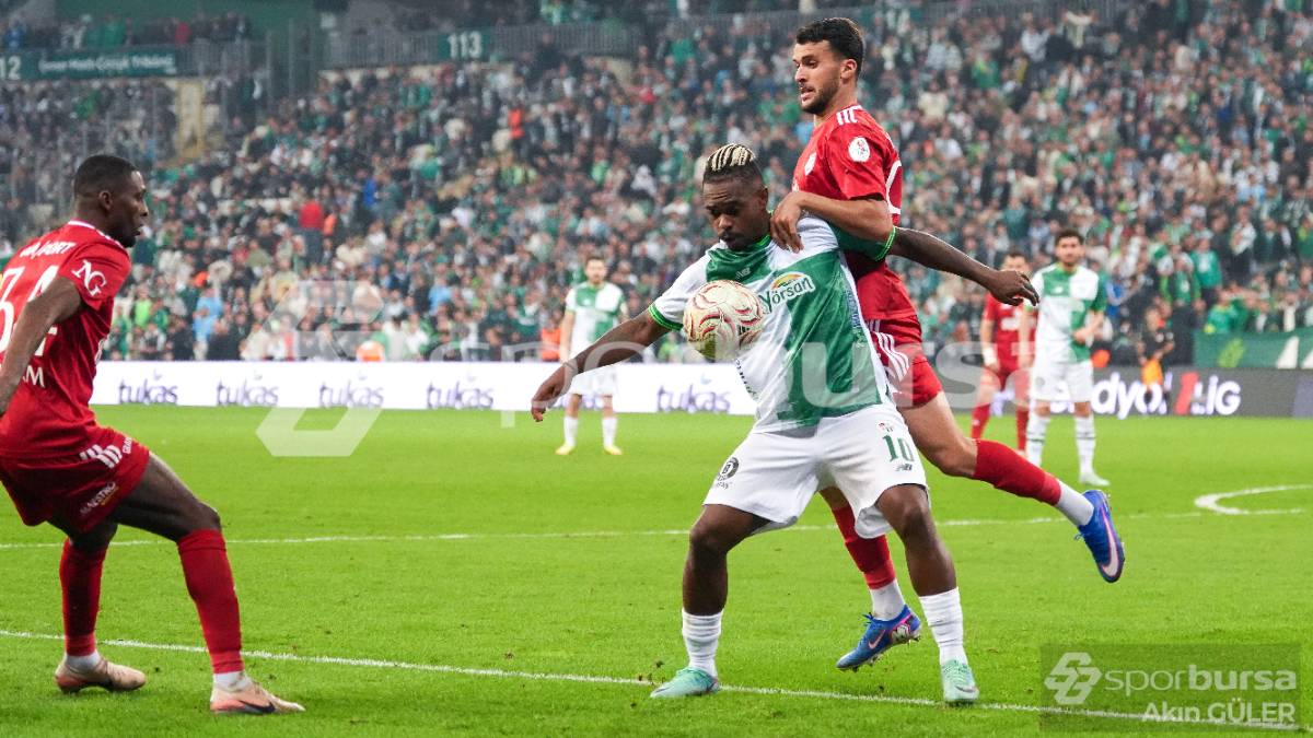 BURSASPOR - PENDİKSPOR MAÇI FOTOĞRAFLARI