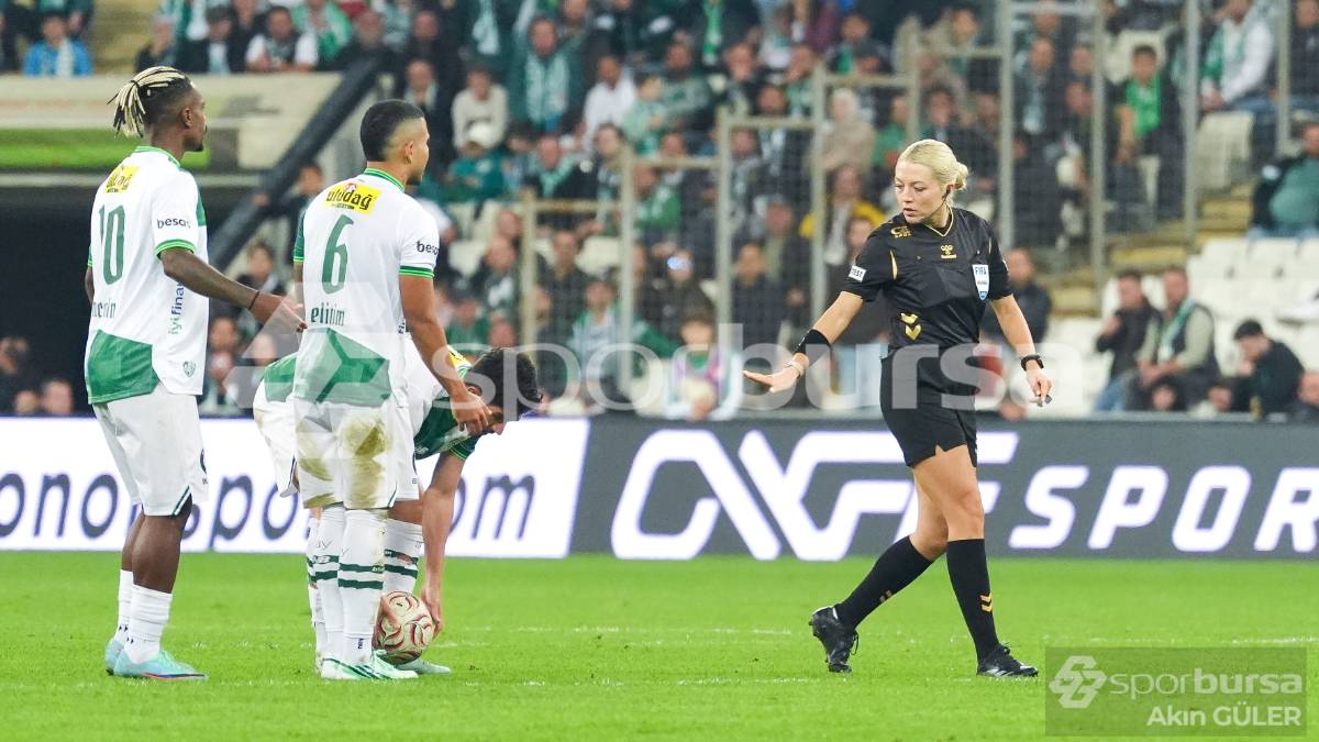 BURSASPOR - PENDİKSPOR MAÇI FOTOĞRAFLARI