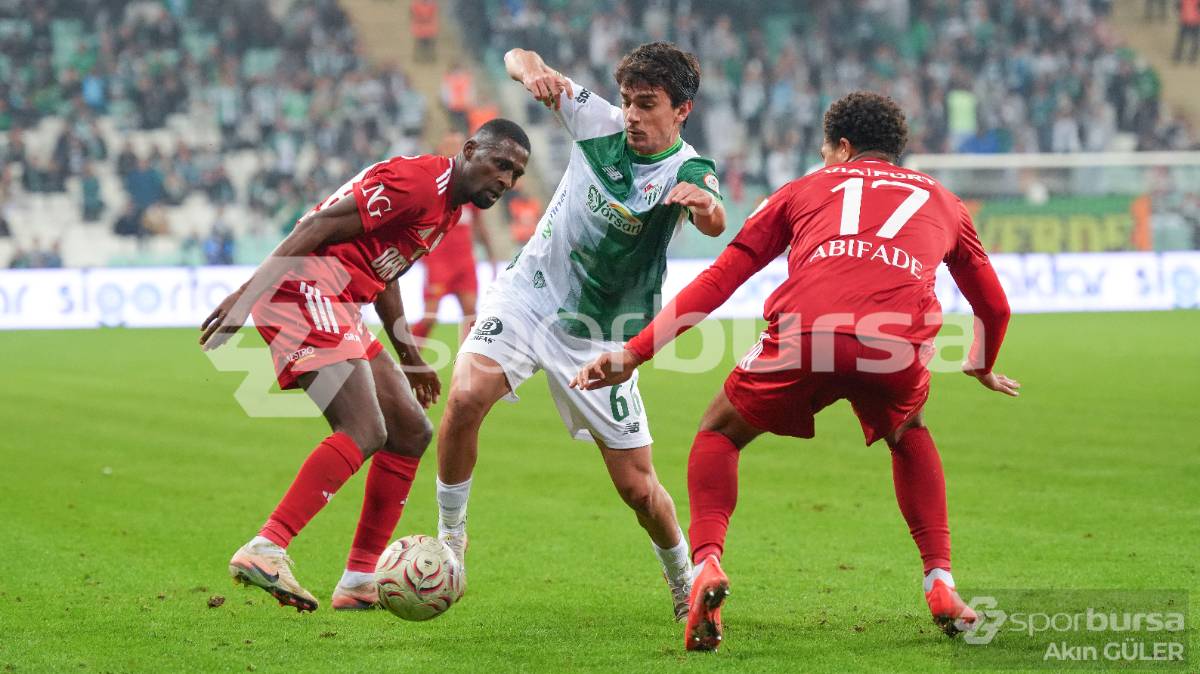 BURSASPOR - PENDİKSPOR MAÇI FOTOĞRAFLARI