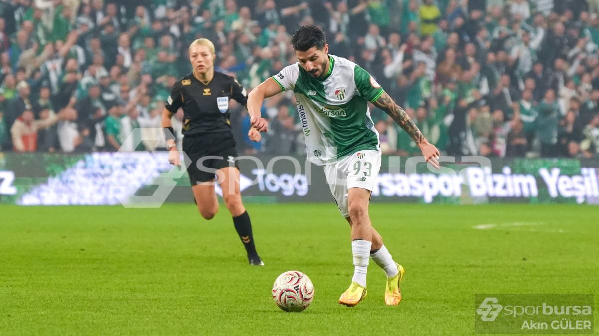 BURSASPOR - PENDİKSPOR MAÇI FOTOĞRAFLARI