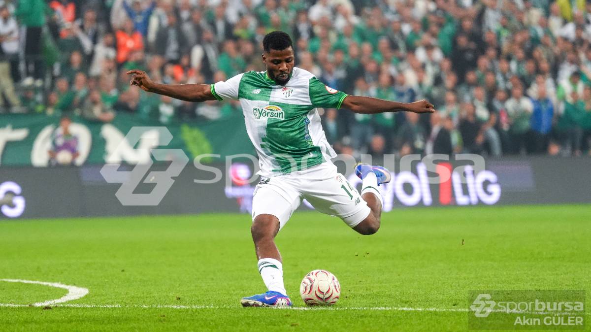 BURSASPOR - PENDİKSPOR MAÇI FOTOĞRAFLARI